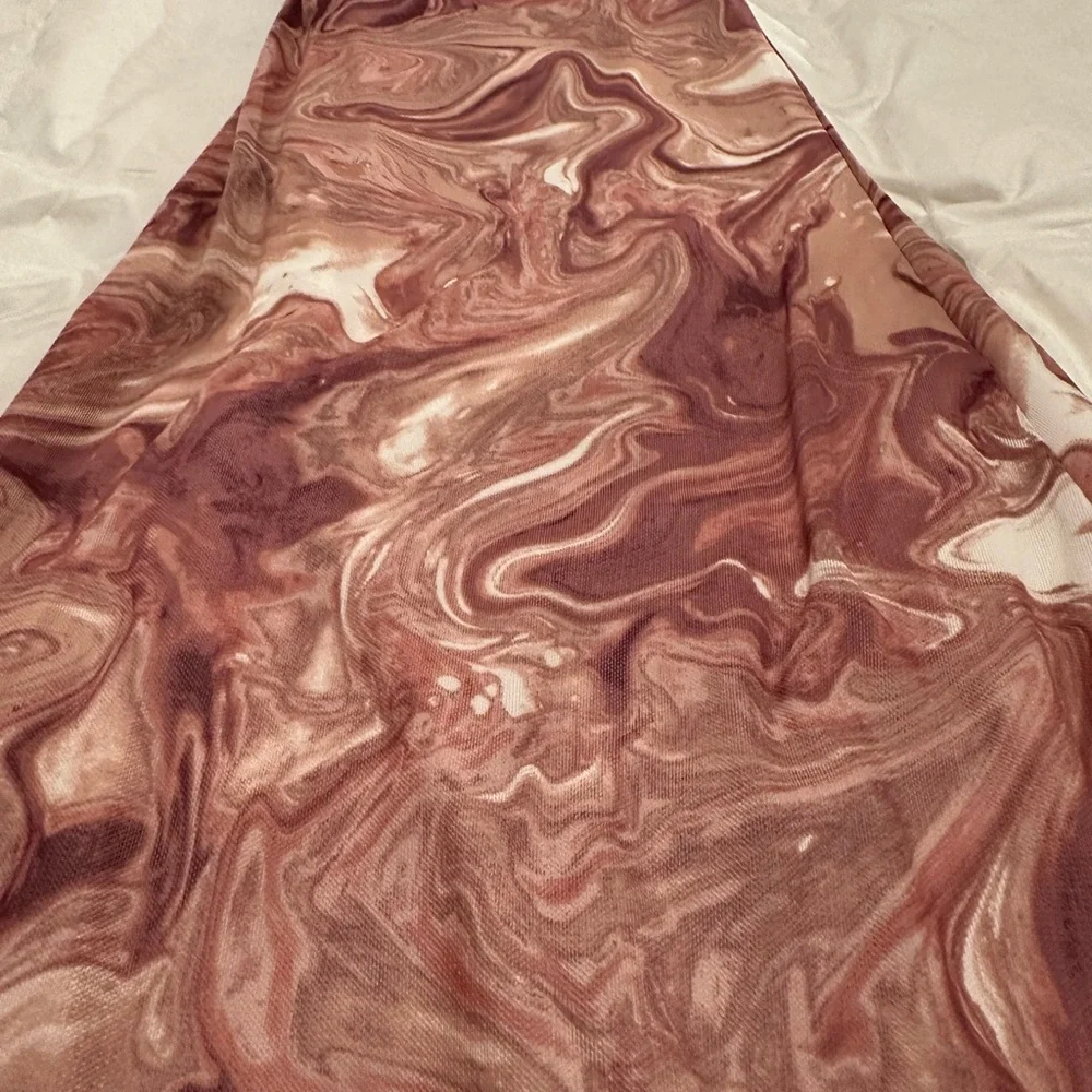 Torrid Dusty Rose Swirl/Marble Flare Pants - Picture 4 of 6